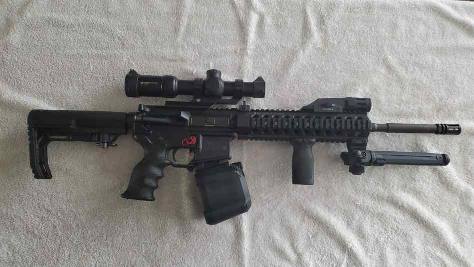 Smith &amp; Wesson Tactical Rifle with Strike Eagle 1-