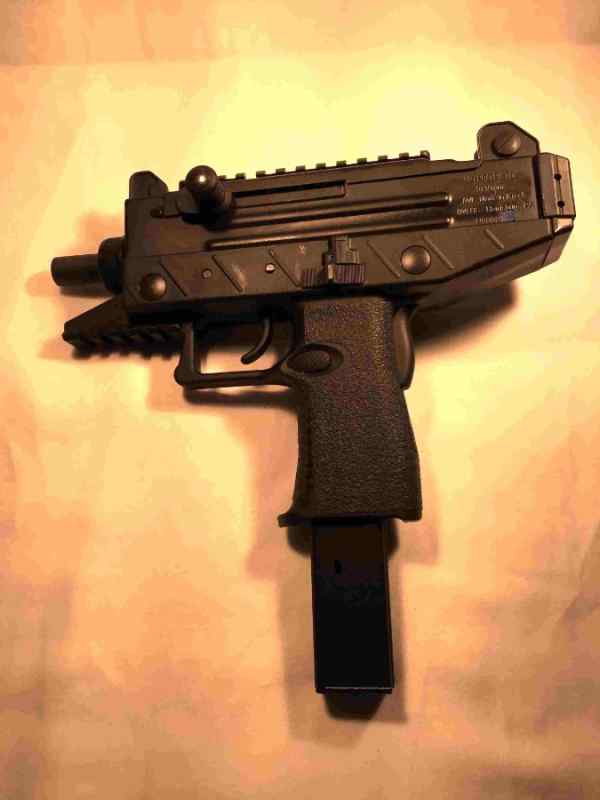Uzi Pro